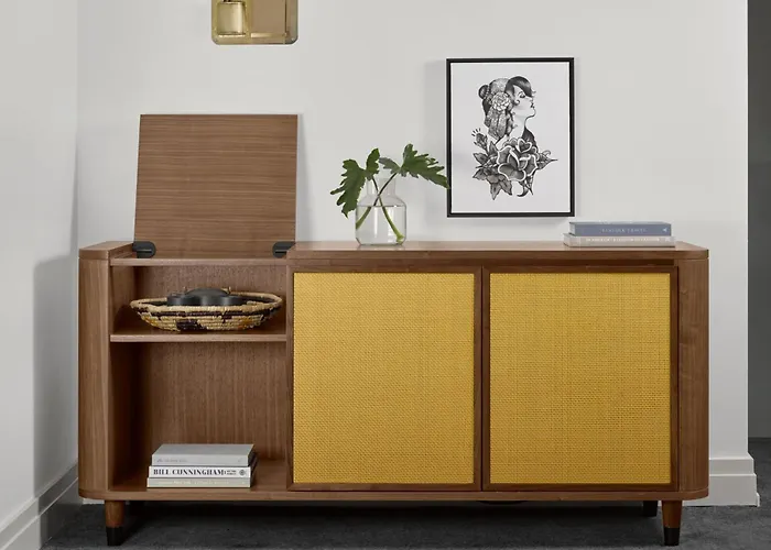 One-Bedroom King Suite