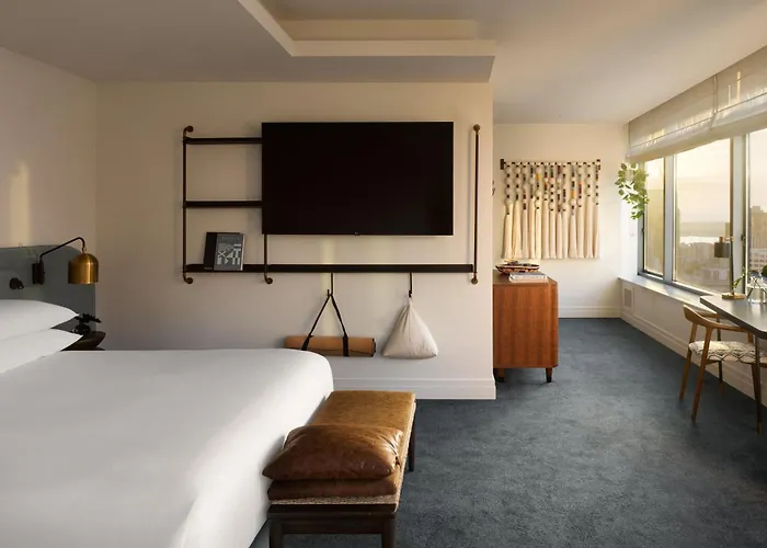 Premium King Room