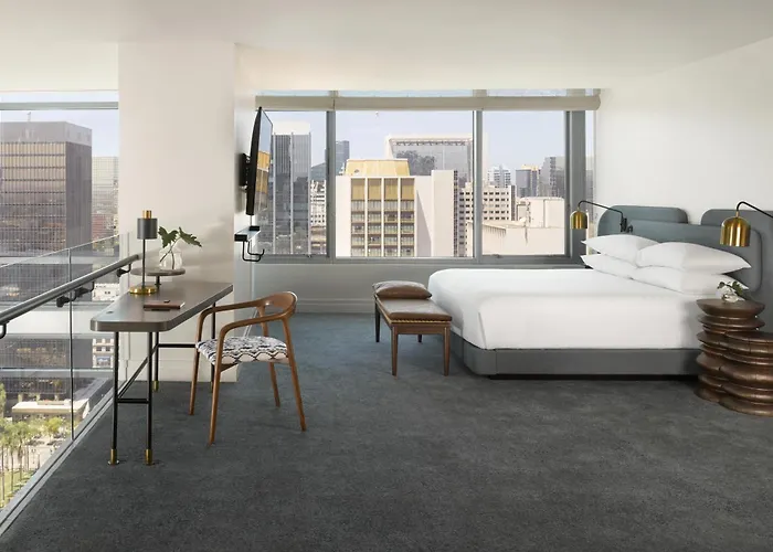One-Bedroom Penthouse Suite